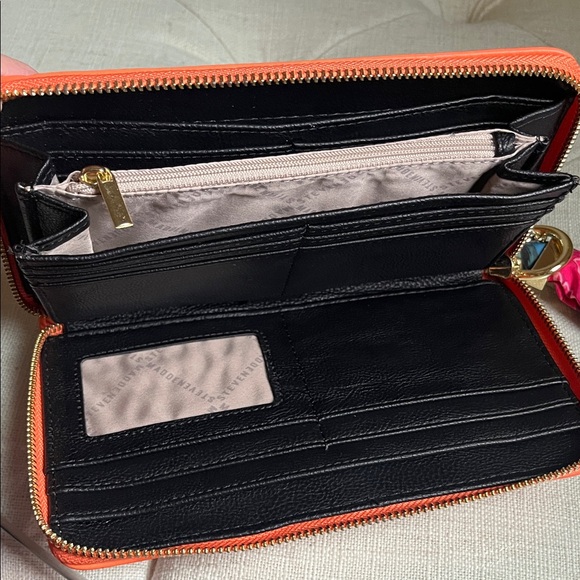 Steve Madden Vibrant Orange Wallet with Floral Accent - Picture 11 of 12